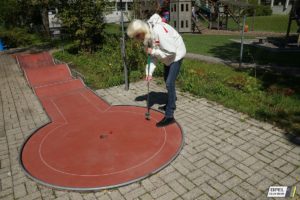 20170429 Minigolf