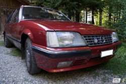 OPEL SENATOR A 2.5E Limousine Rot